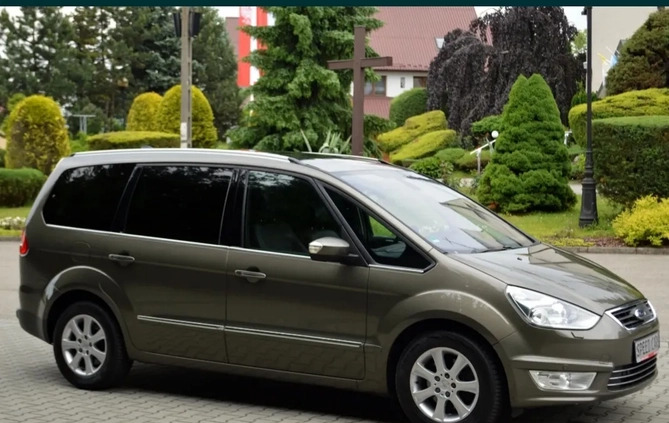 Ford Galaxy cena 36000 przebieg: 215000, rok produkcji 2010 z Leszno małe 29